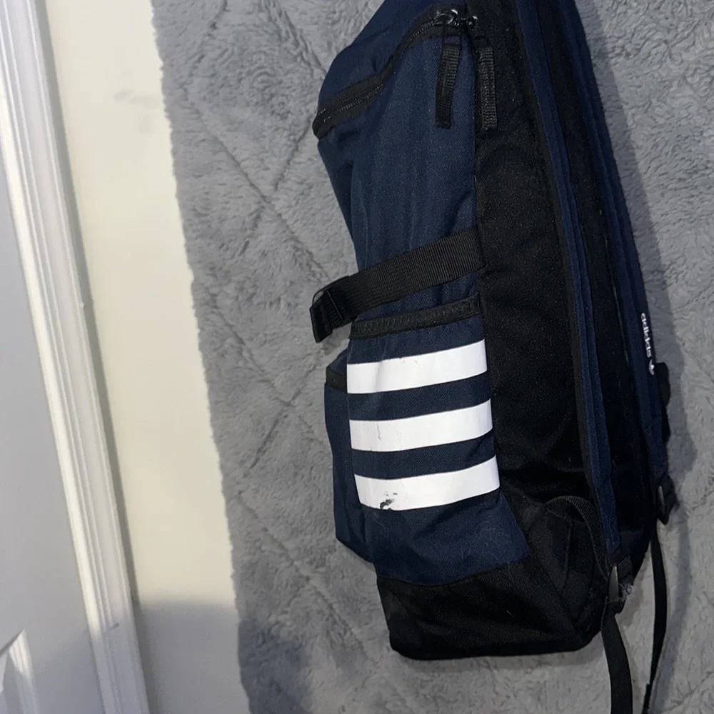 Adidas backpack - Picture 5 of 8